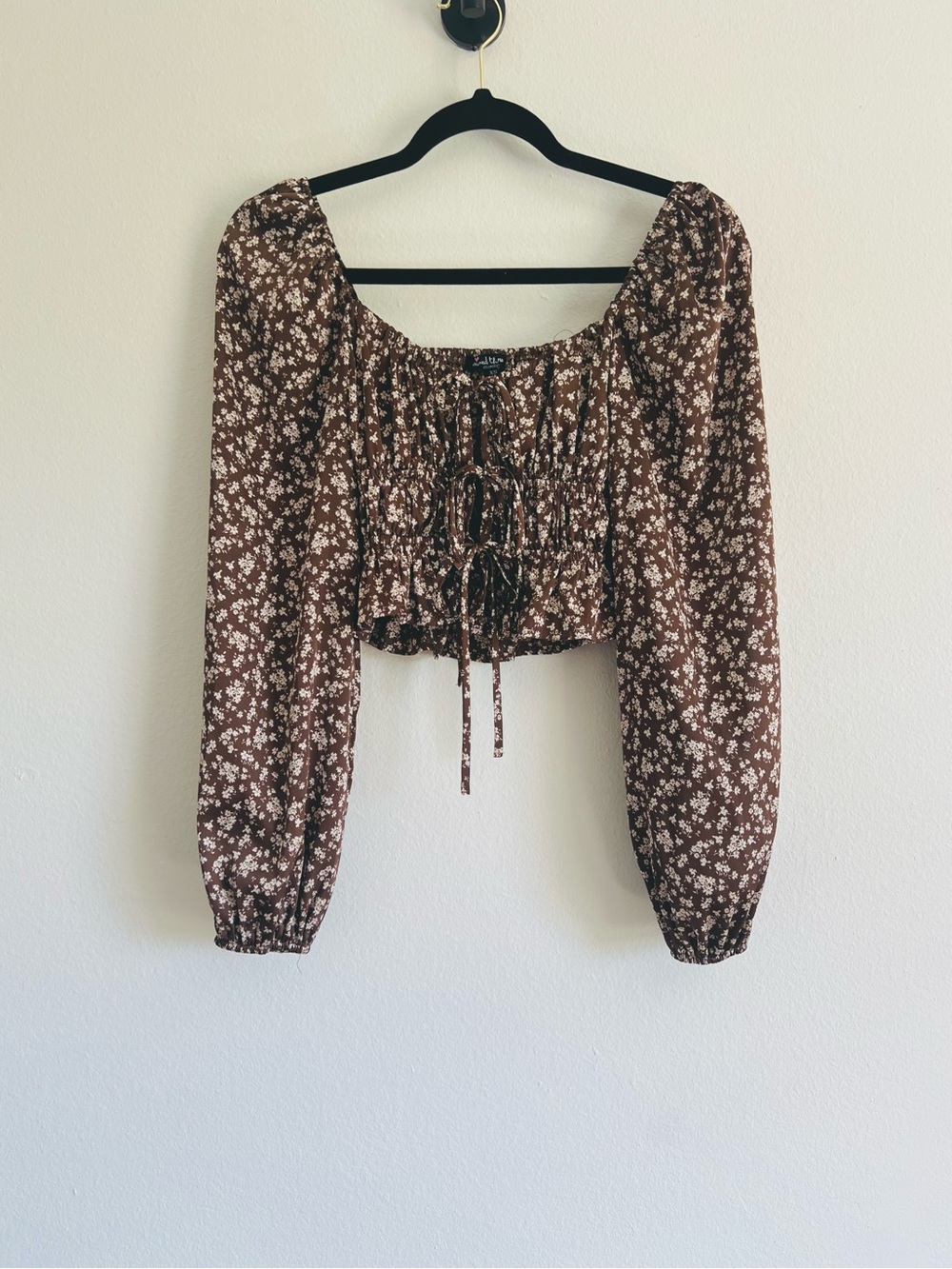Mixed Threads Brown Floral Smocked Long-Sleeve Crop Top